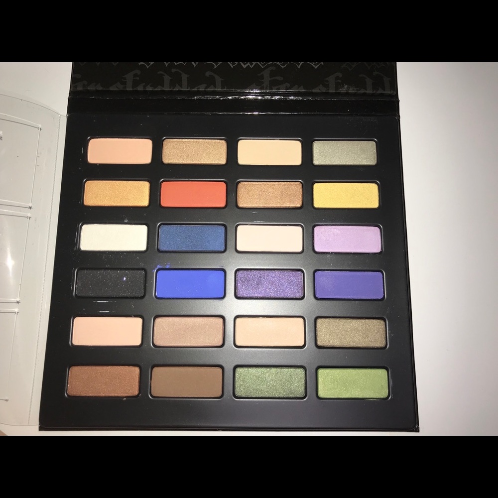 Kat Von D Star Studded Eyeshadow Book